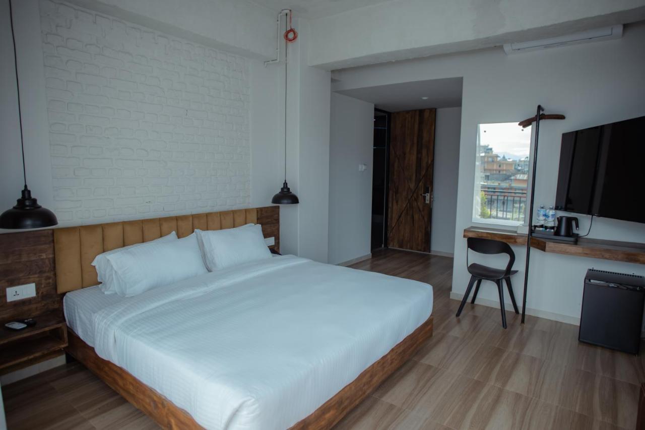 Jade City Hotel Pokhara Exterior foto