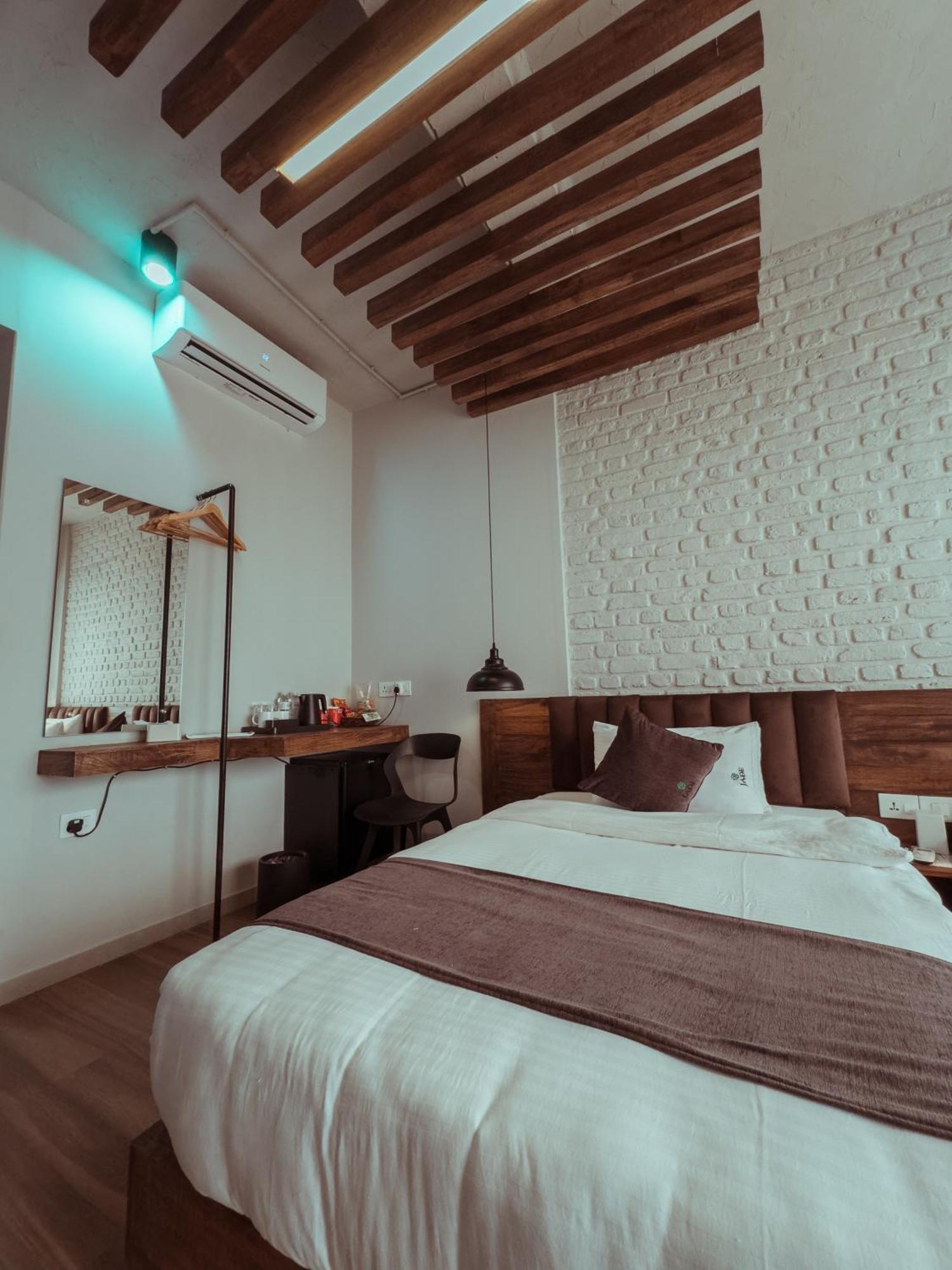 Jade City Hotel Pokhara Exterior foto